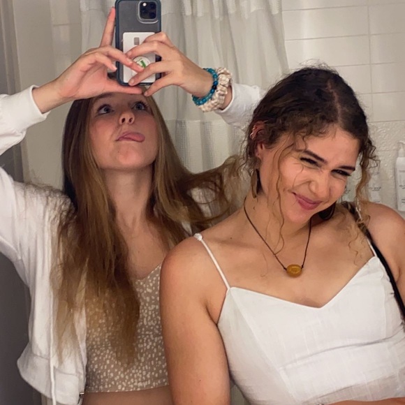 Meet your Posher, Lauren - Picture 1 of 1